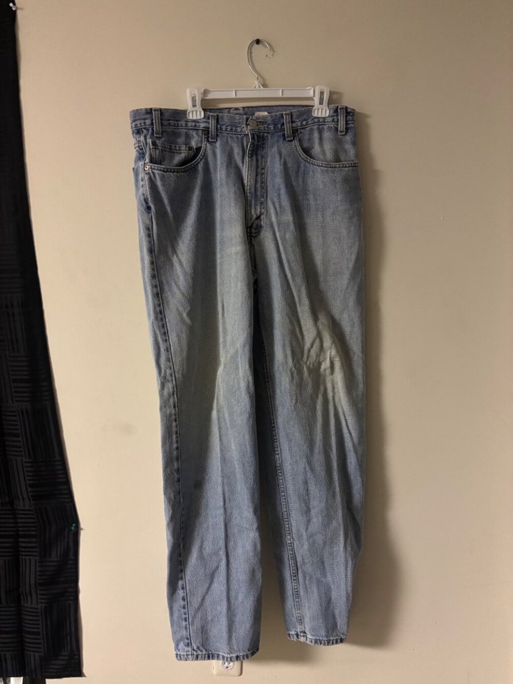 Vintage Levi’s Made in Canada 38x36 Light Wash Denim Jeans Distressed Hem